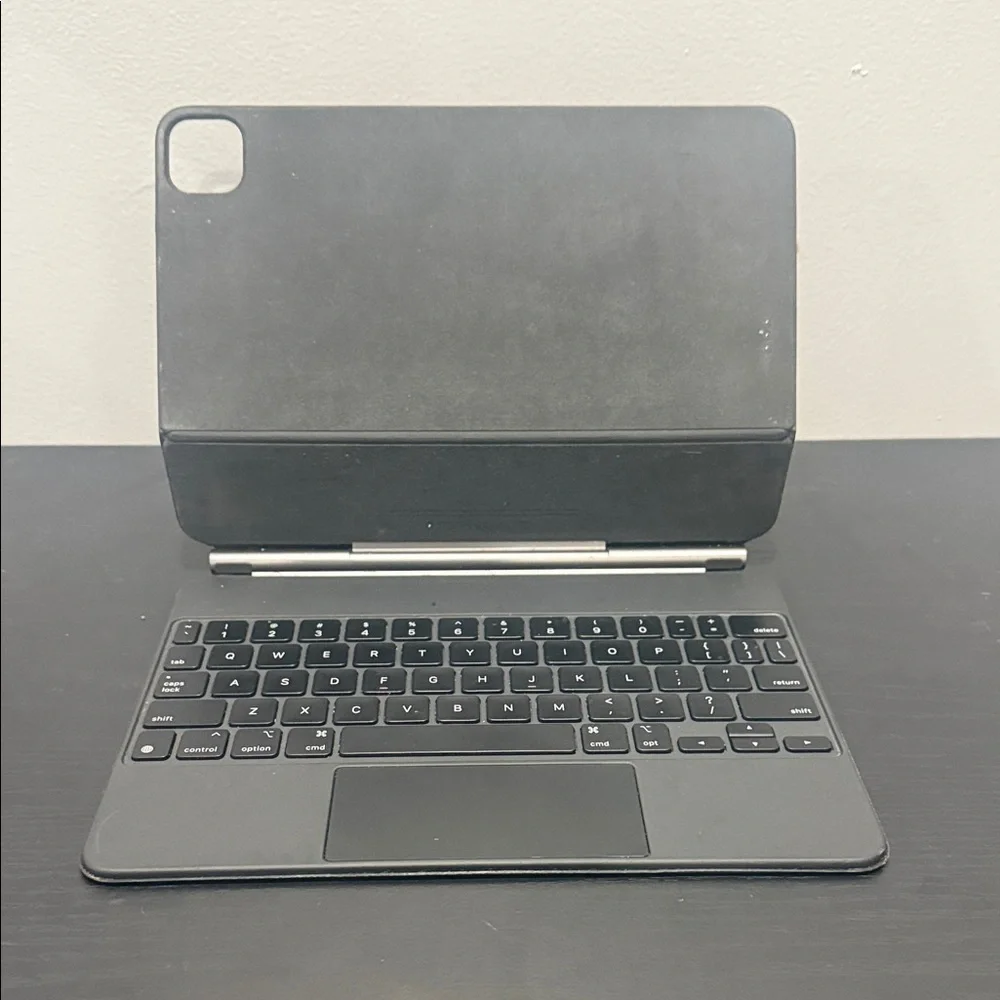 iPad Air with Apple Pencil(new) and Apple Smart Folio Case. Everything works.